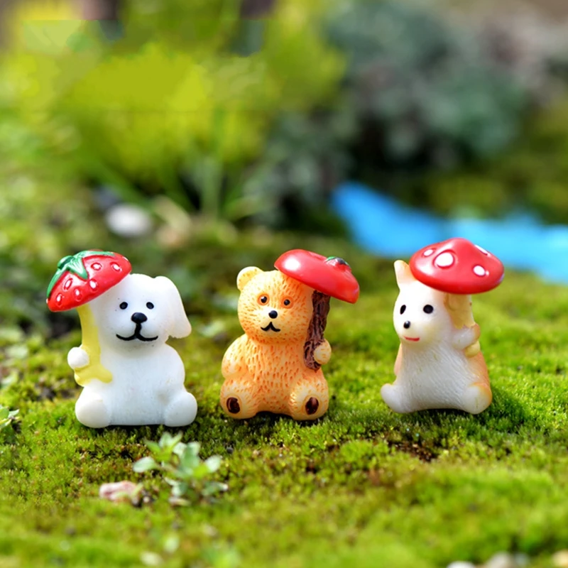 

2019 1Pcs Cute Dog Bear Hamster Mushroom Stawberry DIY Resin Fairy Garden Craft Decoration Miniature Micro Gnome Terrarium F1006