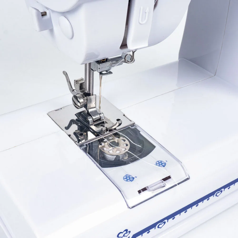 Ceny Mini Electric 18W prędkość 250 300 obr Min elektryczna maszyna do szycia 42 rodzaje szycia pas lampka przenośna typu