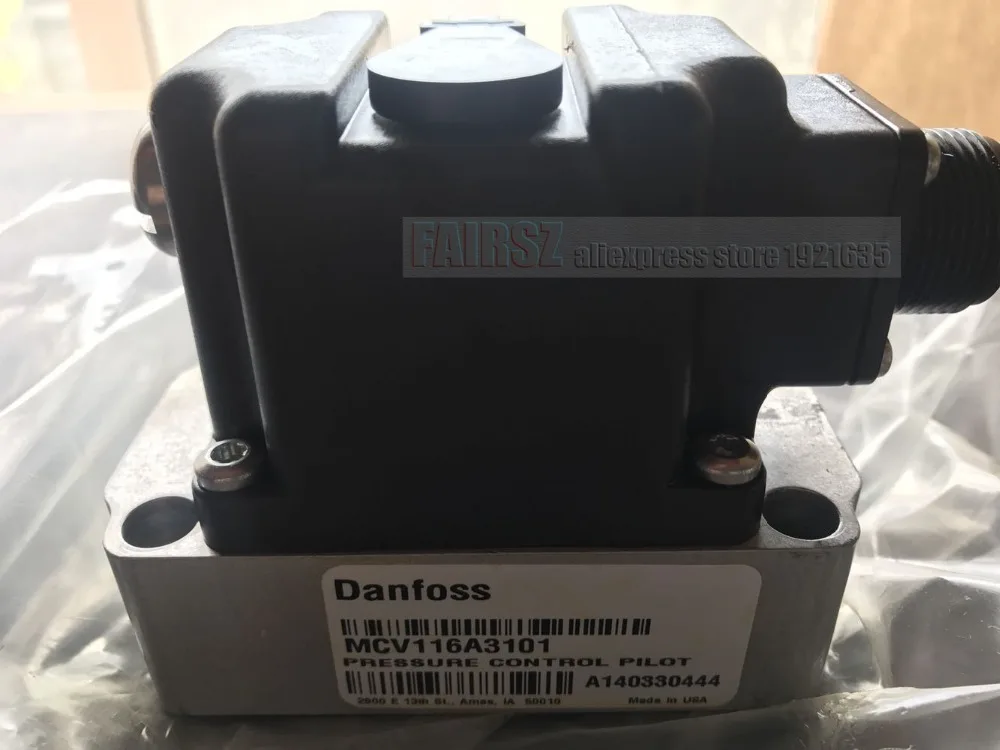 

Original DANFOSS Hydraulic control valve MCV116A3101 new in stock