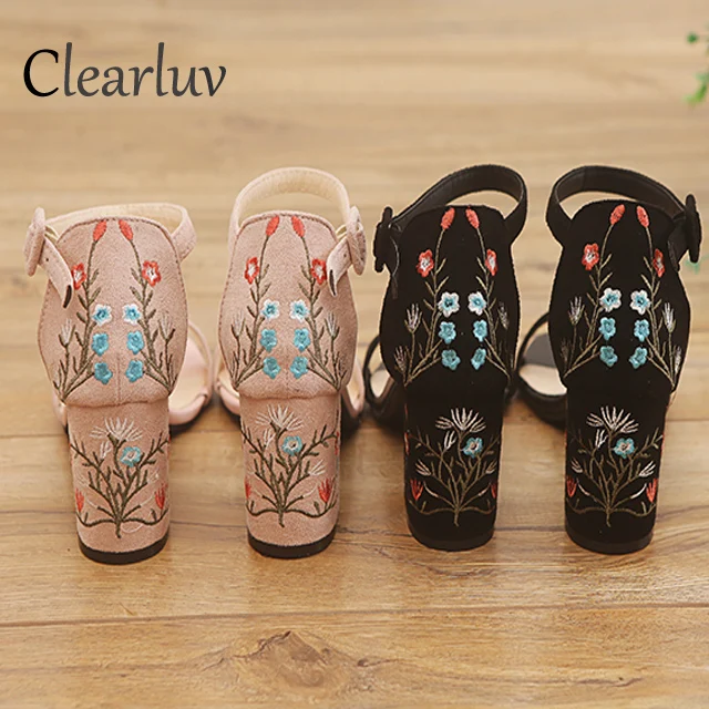 

New high-heeled Roman sandal embroidered thick with sandals buckle with a large size 34-40 women's banquet party shoes women 7cm