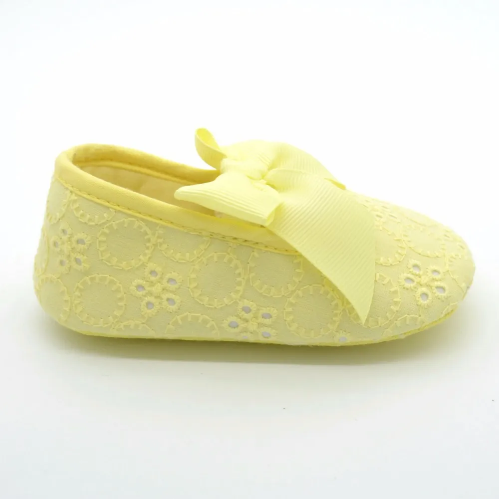 Для маленьких девочек кружевная обувь малышей Prewalker Anti-тапки простая детская обувь милые
