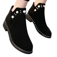 

2018 autumn and winter new ladies round head suede retro Martin boots thick with pearl ladies flat black gray women's boots