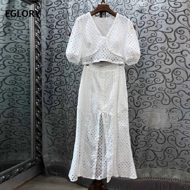

Women's Sets 2019 Summer Fashion Crop Sets Women V-Neck Hollow Out Embroidery Crop Tops+Ankle Length Long Skirt Set Suits Casual