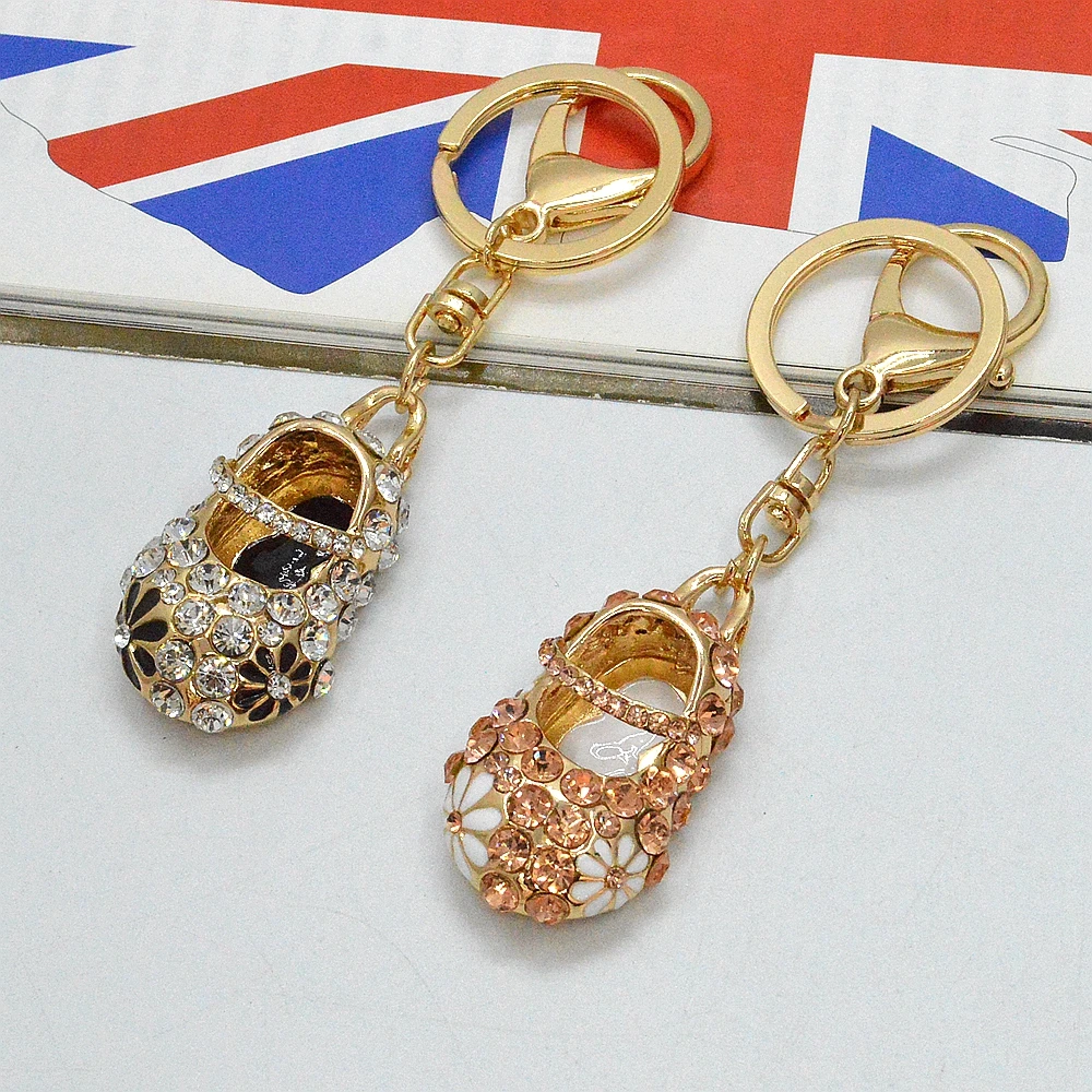 

2016 Fashion cute crystal shoe women Keychain Bag Pendant alloy key chain ring holder fashion jewelry accessories female KC815
