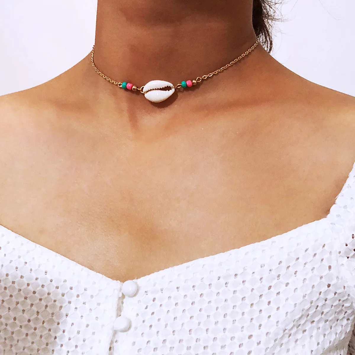 

Cross-border Ornaments Simple L Shellfish Chain Female Personality Bead Hand-made Neck Chain Choker