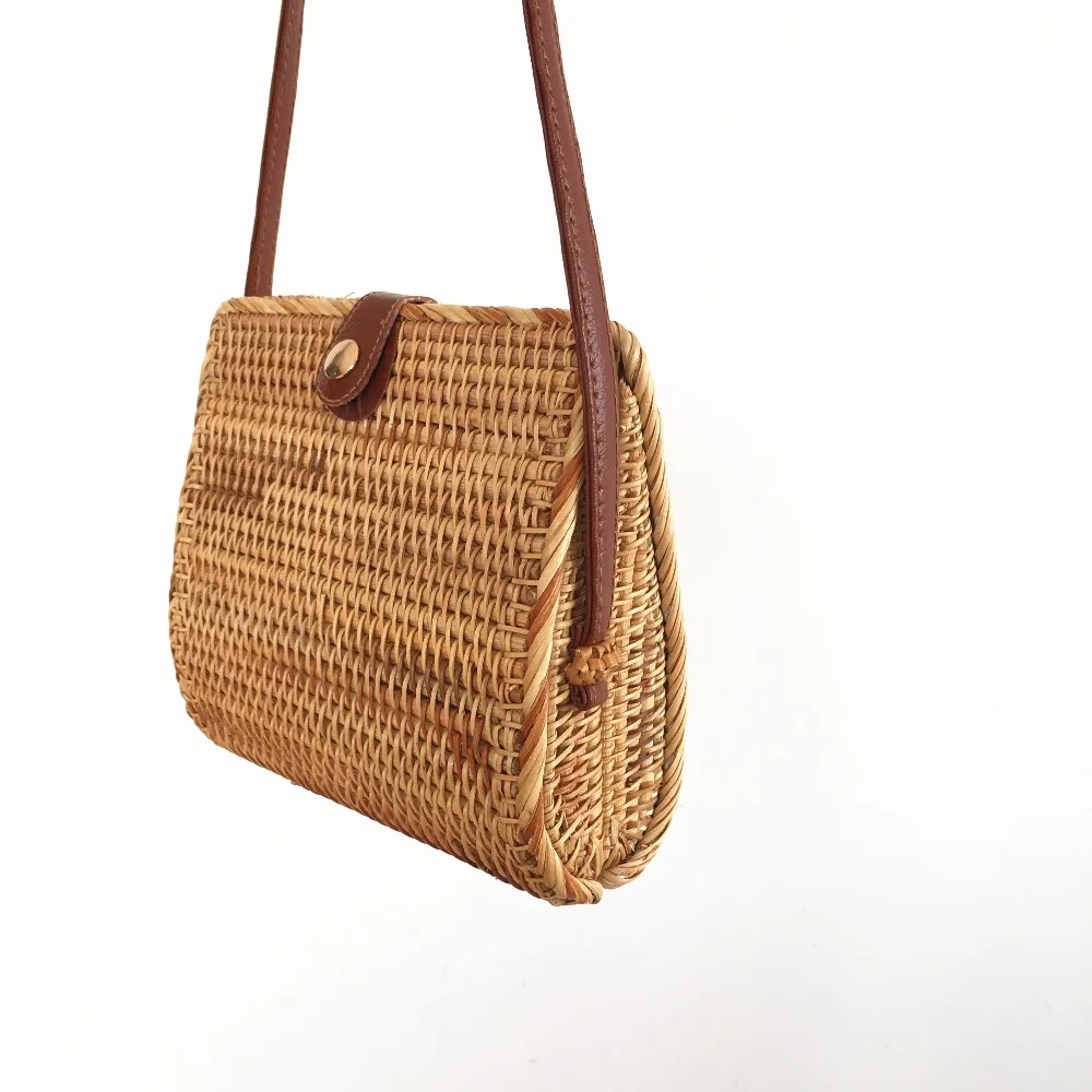 

Rattan Bags for Women 2019 Bali Bohemian Fashion Beach Shoulder Bags Woman Straw Handbag Ladies Flap