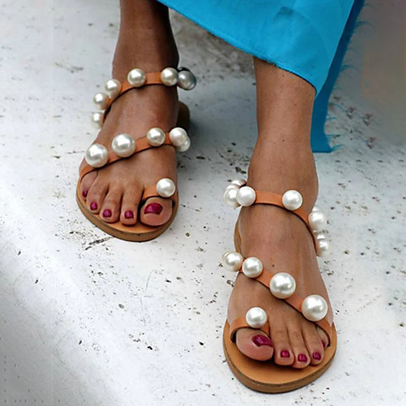 Women's Sandals 2019 Summer Hot Women Pearl Sandals Female Rhinestone Thong Sandals Shoes Women Flat Heels Plus Size Shoes