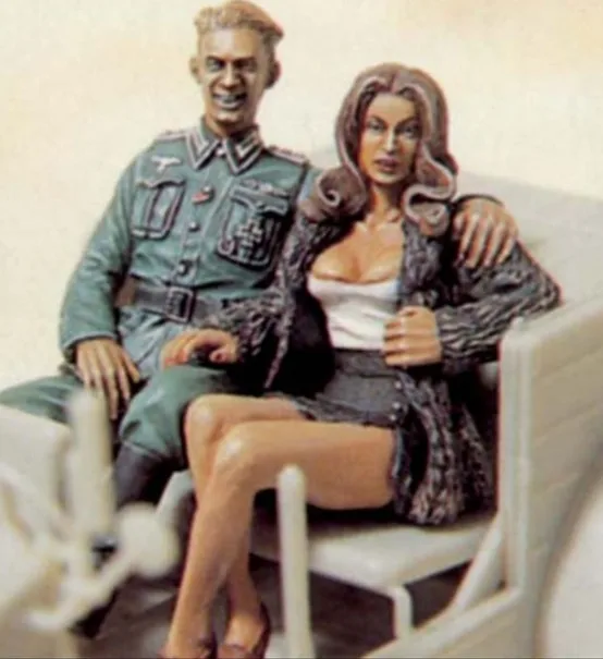 женщины военные фигуры в форме. масштабные фигурки девушек. модель в стиле пин ап. женщины 1 35. женщины 1 35.