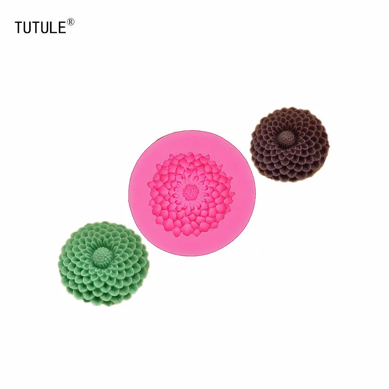 

Gadgets-Small flower silicone rubber flexible food safety mold-soap, resin, clay, chocolate, butter pat, wax, fondant Mold