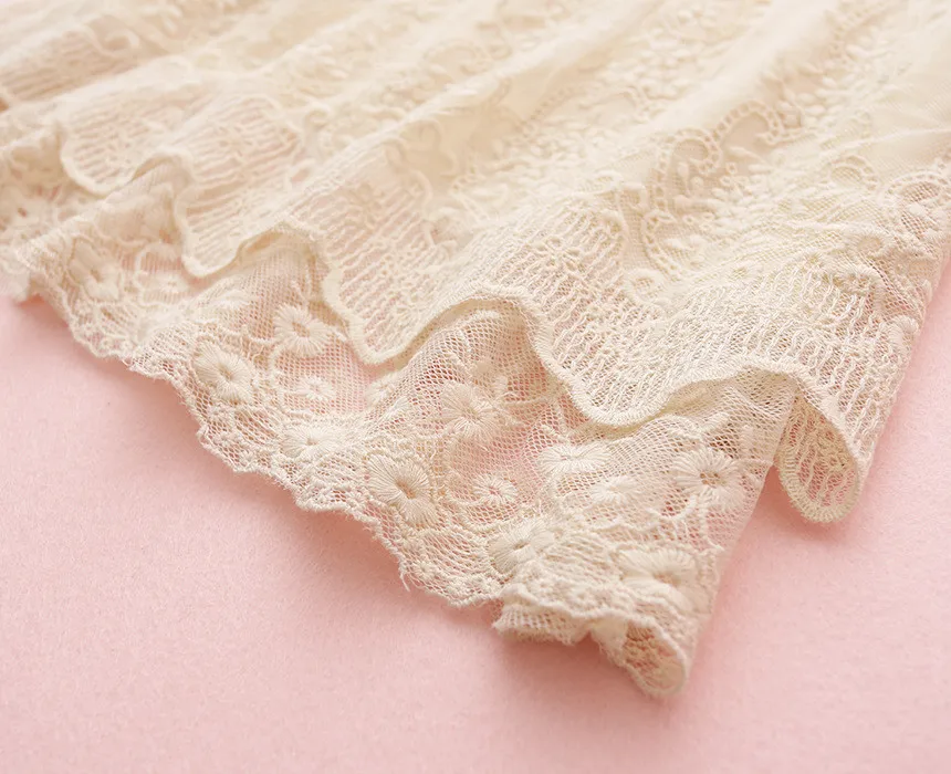 2144537745_745683895