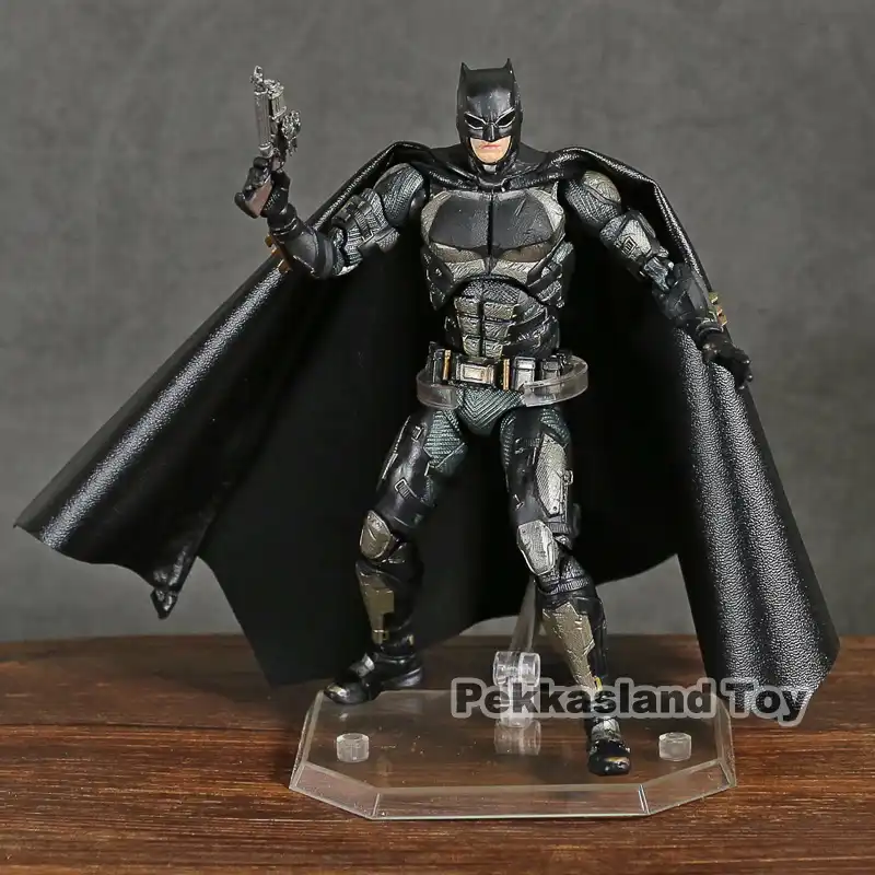 mafex batman justice league