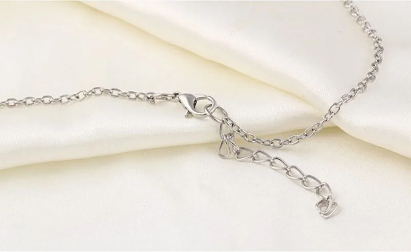 Two Leaf Pendants Necklace5