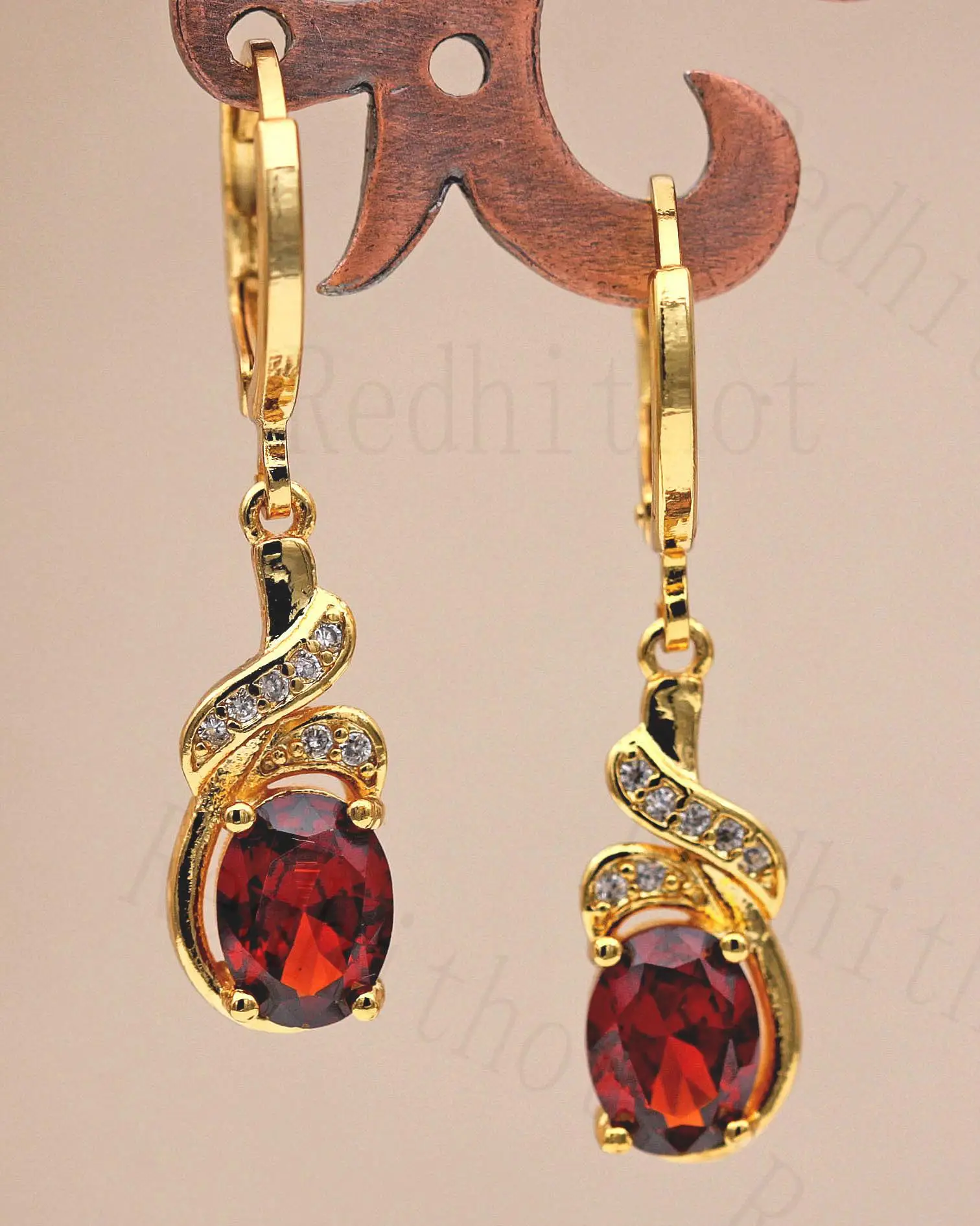 

Luxury Drop Earrings for Women Gold Filled Red White Waterdrop Drop Earring Trendy Jewelry for Party Wedding Gift