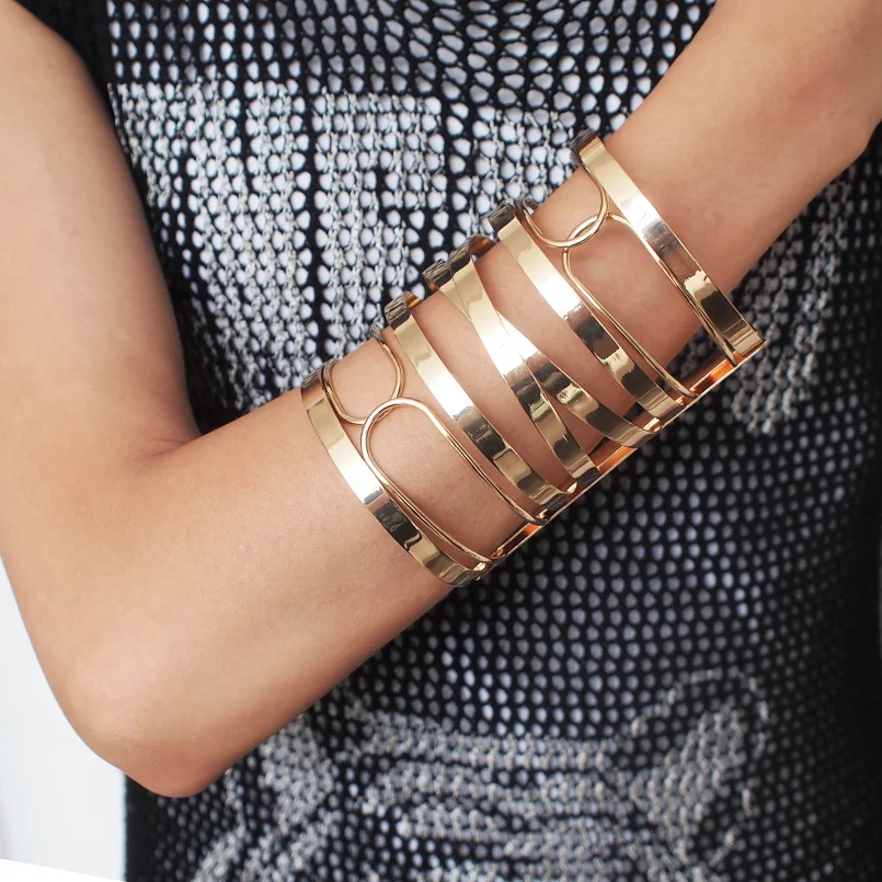 

Punk New Design Wide Cuff Bangles Bracelets For Women Golden Silver Color Alloy Big Bracelet Female Jewelry Wholesale UKMOC