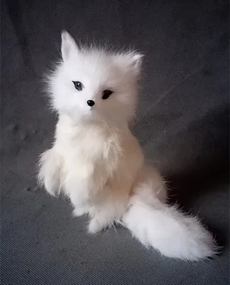 

Модель игрушечная из полиэтилена и меха, 16x13x13 см