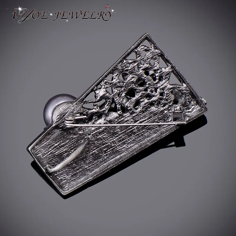 HTB1k6WiaHuWBuNjSszgq6z8jVXad