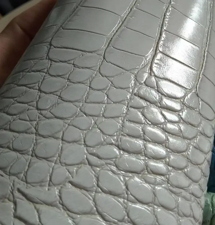 

Glossy Crocodile Belly Embossed Skin Synthetic Pu Leather Material