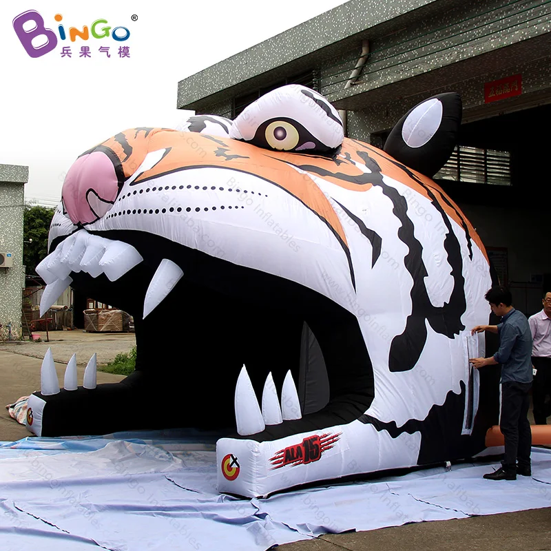  Horrible 4X4.3X3.6 M inflatable tiger head tunnel for zoo entrance vivid tiger head tunnel tent toy