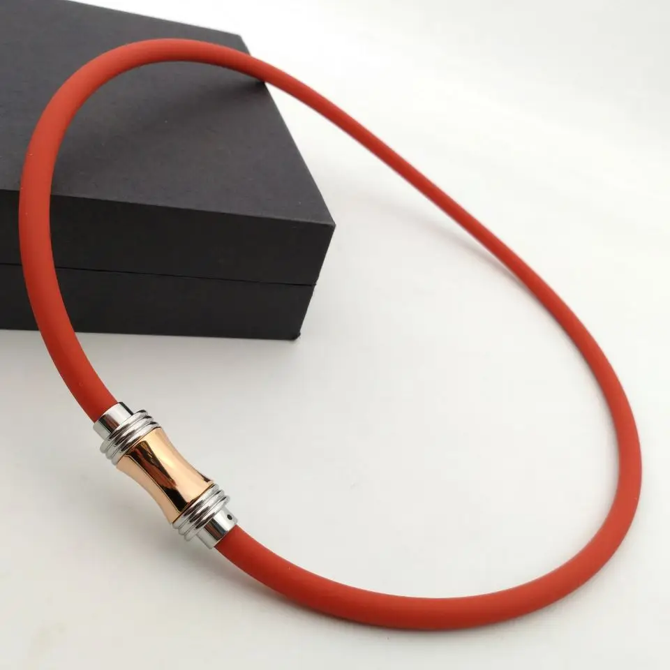 

Silicone Anion Necklace Stainless Steel Magnet Energy Necklace Fashion Clavicle Necklace
