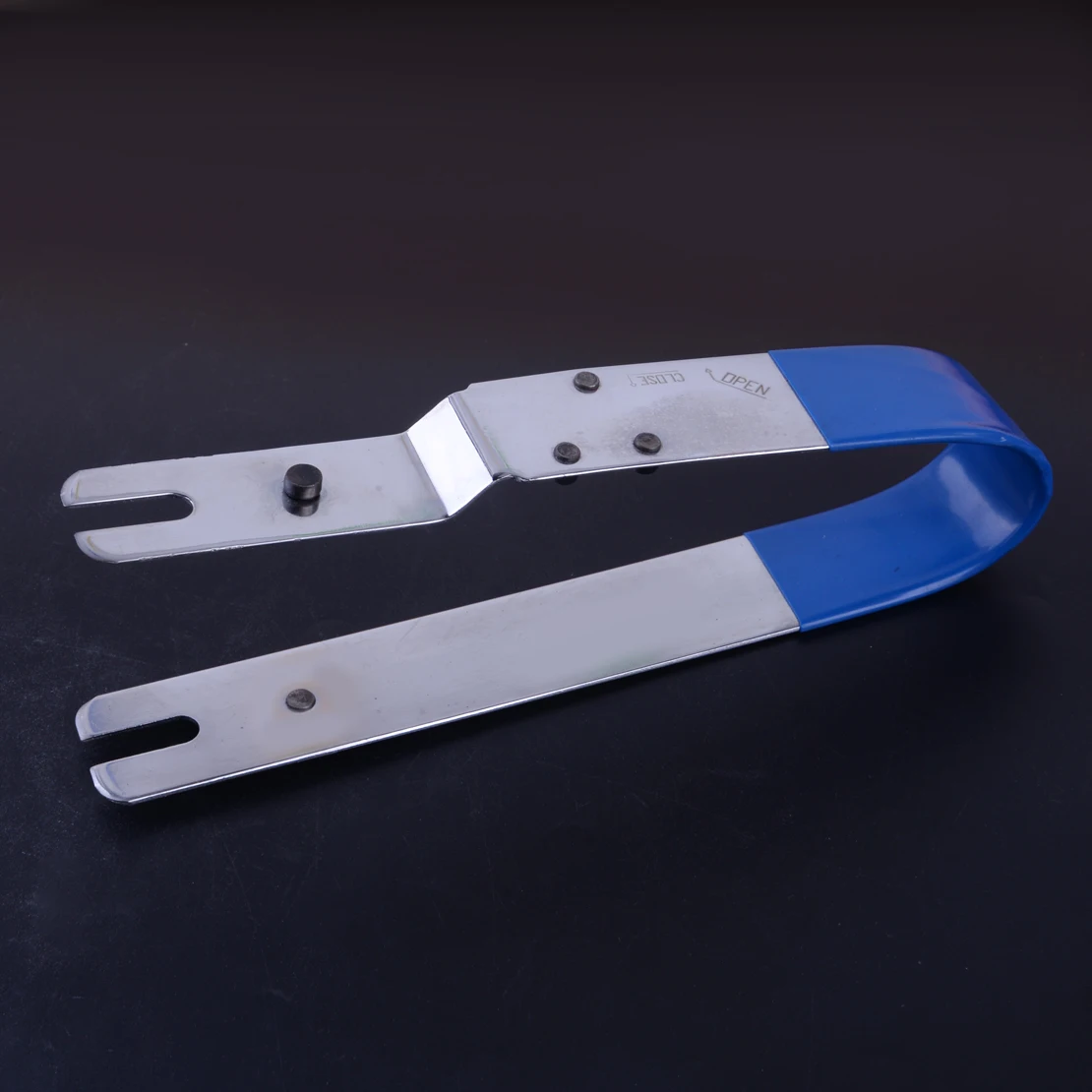 

beler New 9995722 Silver & Blue Metal Computer ECU Removal Control Box Tool Fit for Volvo S40 S60 V70 S80 XC7