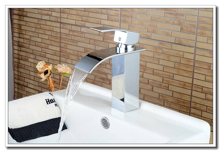 Квадратный кран для ванной комнаты античная бронза бортике Водопад кран горячей и холодной воды одно отверстие Одной ручкой краны ELF503B