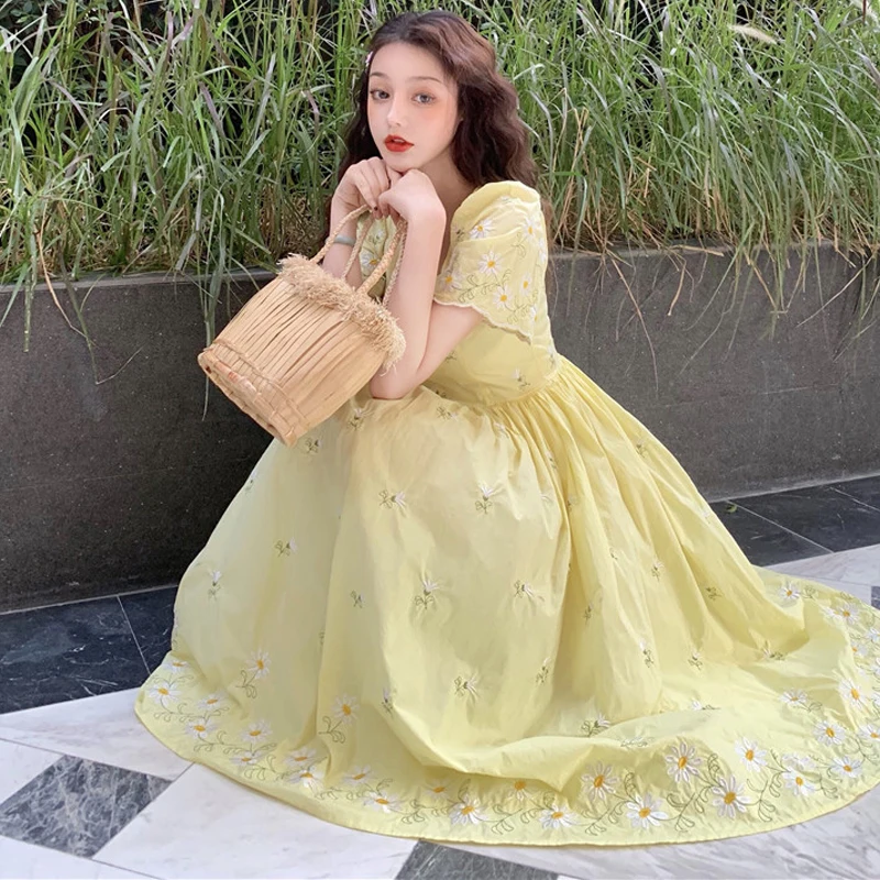

Little Princess! Square Neck Flower Embroidery Ball Gown Dress Long Summer Petite Robe Longue Vestido Largo Vestiti Lunga
