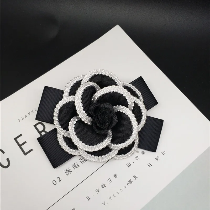 Lady Fashion Quality Fabric Brooch Black White Bowknot Style Brooch