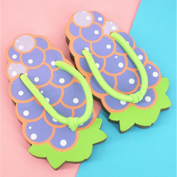 

Flip-flops in the shape of grapes Summer beach slippers shoes womens