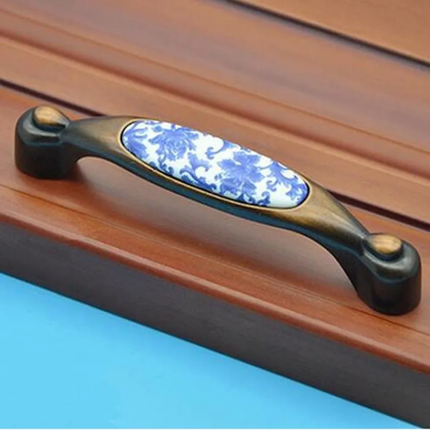 Kitchen Cabinet Handles For Less Kitchen Cabinet Handles For Less