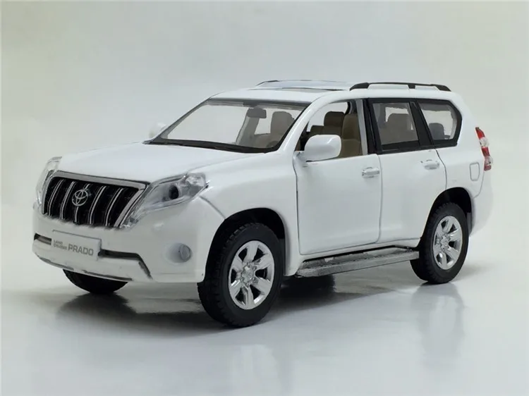 Высокая симитация 1:32 TOYOTA LAND CRUISER PRADO металлический сплав Модель автомобиля игрушки с вытягиванием назад для детей подарки на день рождения