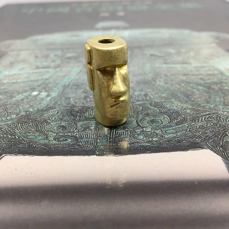 EDC-Pocket-Tools-Personalized-Creative-Brass-Paracord-Knife-Beads-Easter-Island-Stone-Statue-Watchman-Knife-Fall (2)