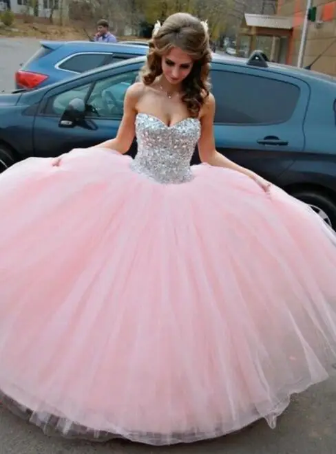 

Pink 2019 Cheap Quinceanera Dresses Ball Gown Sweetheart Tulle Beaded Crystals Party Sweet 16 Dresses