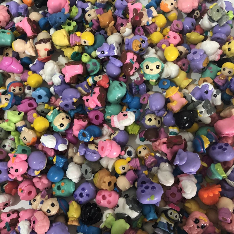 

50 pcs/lot Soft Squinkies Mini Twisted Egg Animal Model Cartoon Size 2CM-3CM Random Mixed Styles