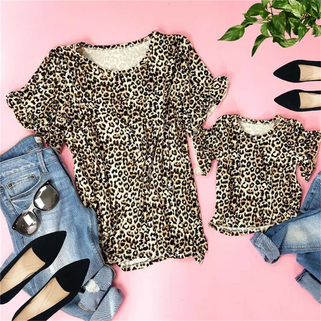 Mommy and Me Shirt Leopard Girl Short Sleeve tee Mother Daughter Matching Outfits