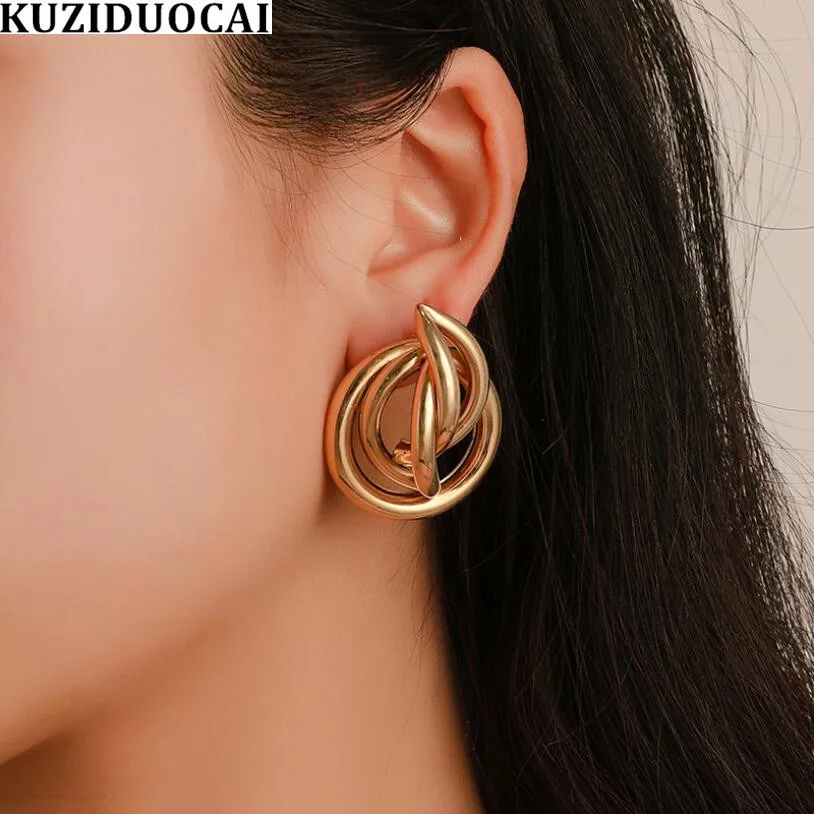 

Kuziduocai 2019 New Fashion Fine Jewelry Punk Concise Metal Geometric Irregular Shape Circle Stud Earrings For Women Girls Gift