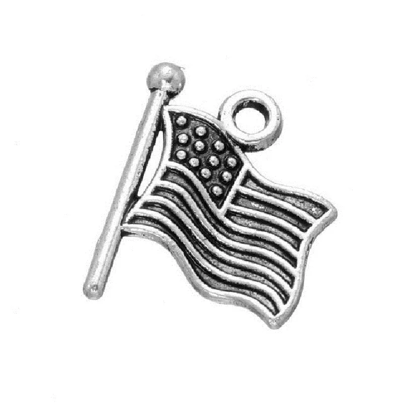 

Ancient Silver American Flag Dangle Charm Jewelry Alloy Accessories DIY 2018 Necklace Jewelry 50PCS