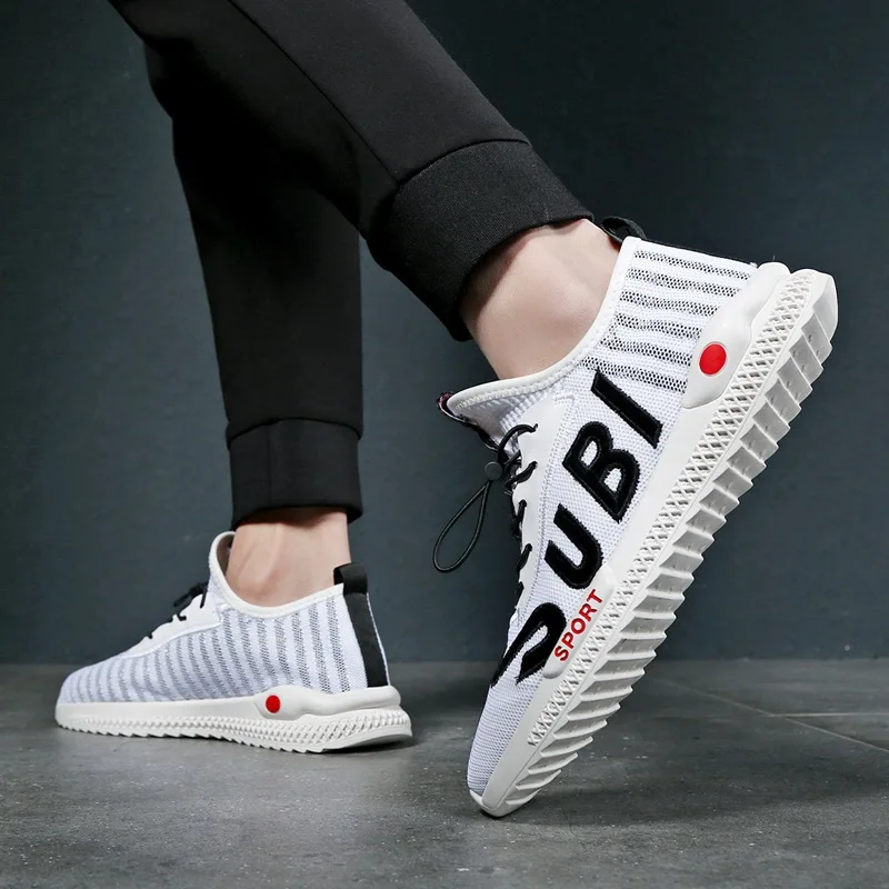 

Summer sports shoes Korean version of the trend of wild breathable mesh red men's shoes