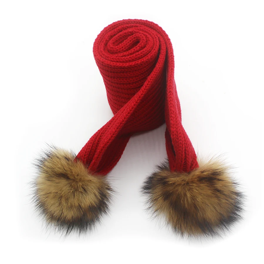 Новая модная детская вязаная шапочка-шарф, комплект из 2 предметов, зимняя теплая шапка с помпонами из меха енота для мальчиков и девочек, мягкие шарфы для малышей