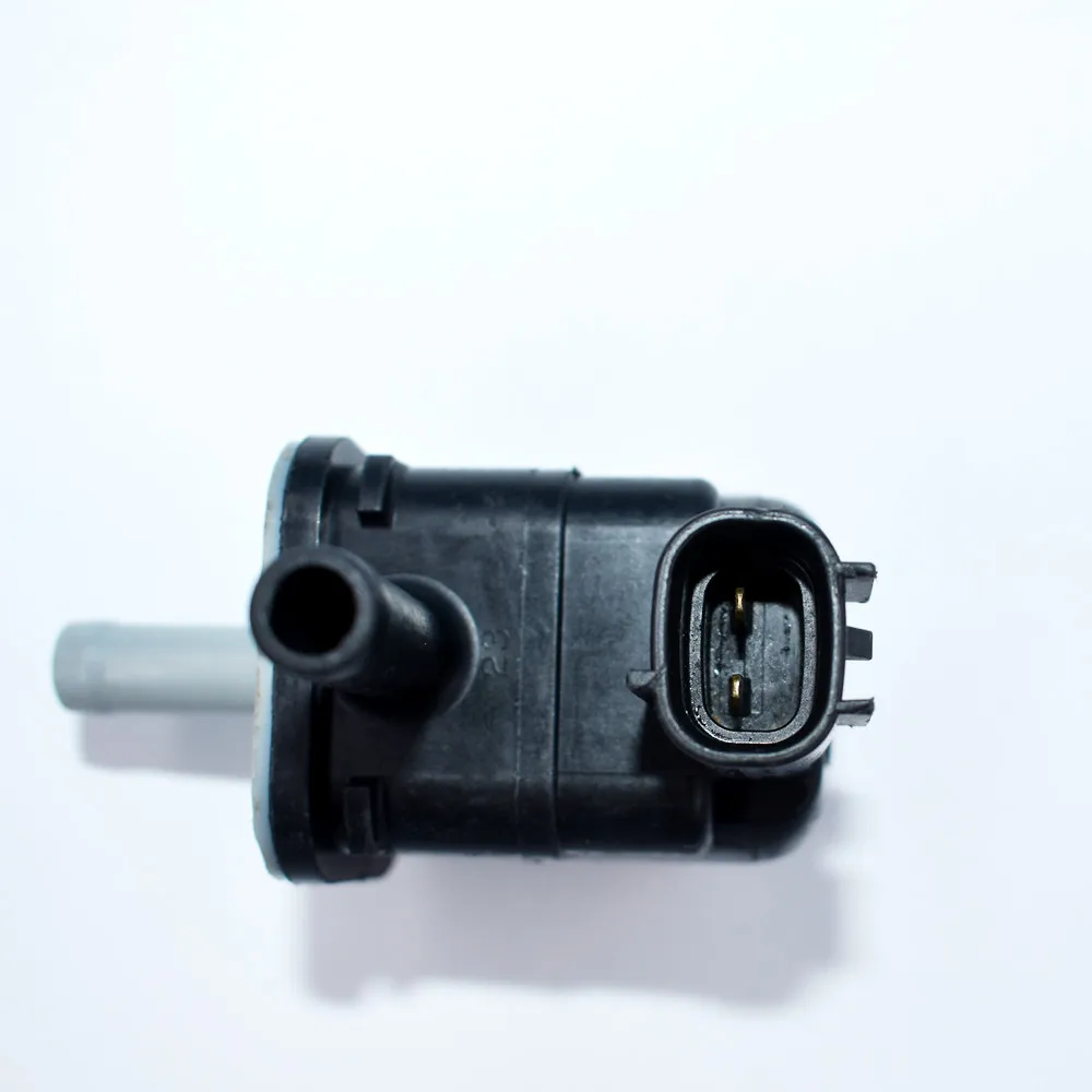 Вакуумный переключатель паровой клапан очистки соленоида для Scion Xa XB xD 90910-1227