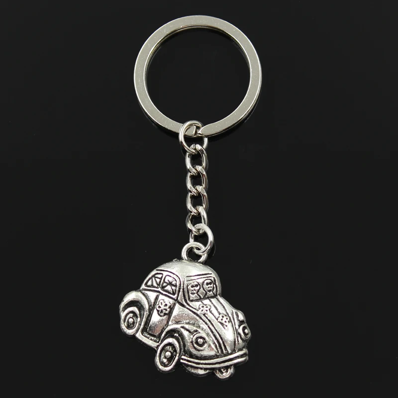 Keychain 31*32mm retro classic cars Pendants DIY Men Jewelry Car Key Chain Ring Holder Souvenir