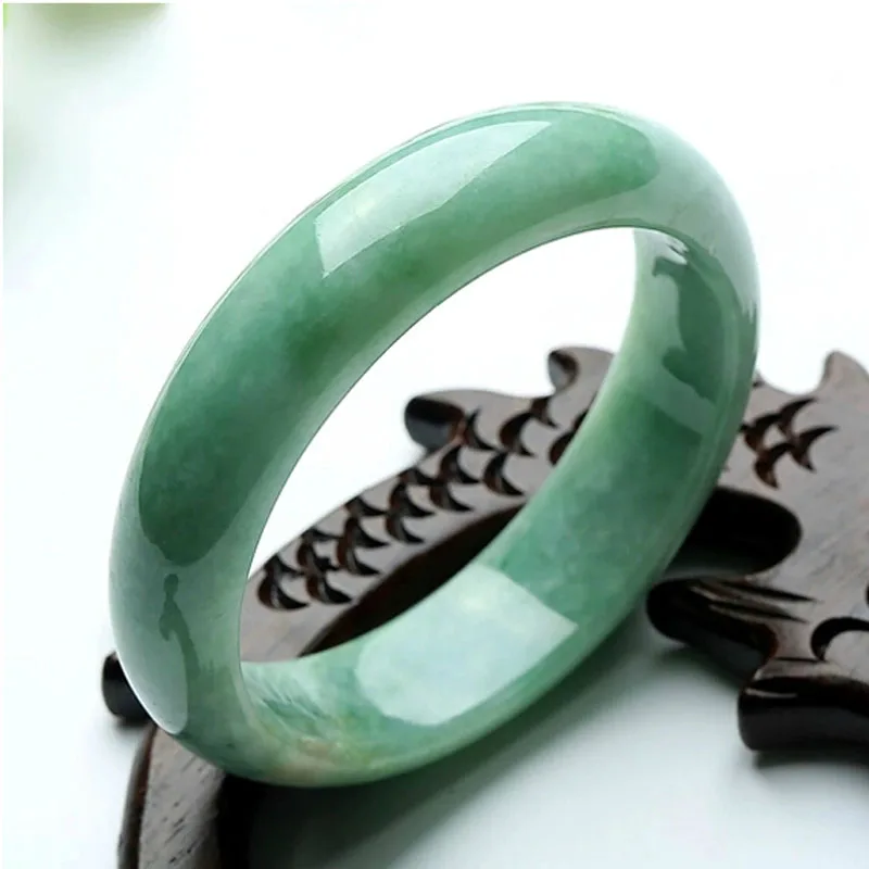 

Genuine natural ice waxy jade jade bracelet greenish flowers floating jade bracelets