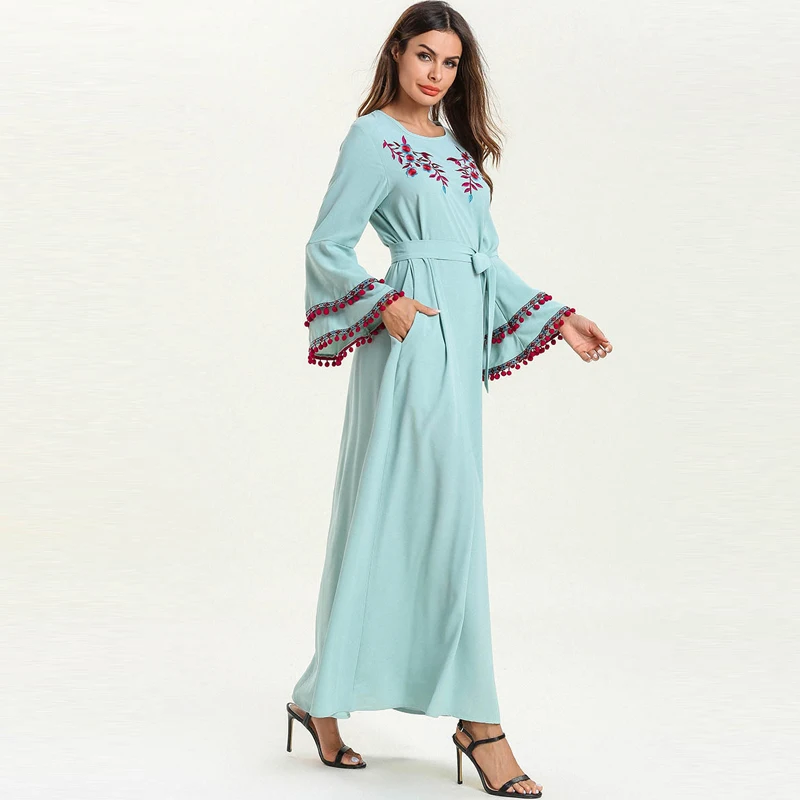 10559675097_1914155520