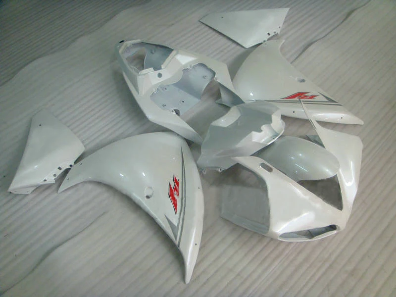 (2)yamaha R1 2009-2010 fairing 3