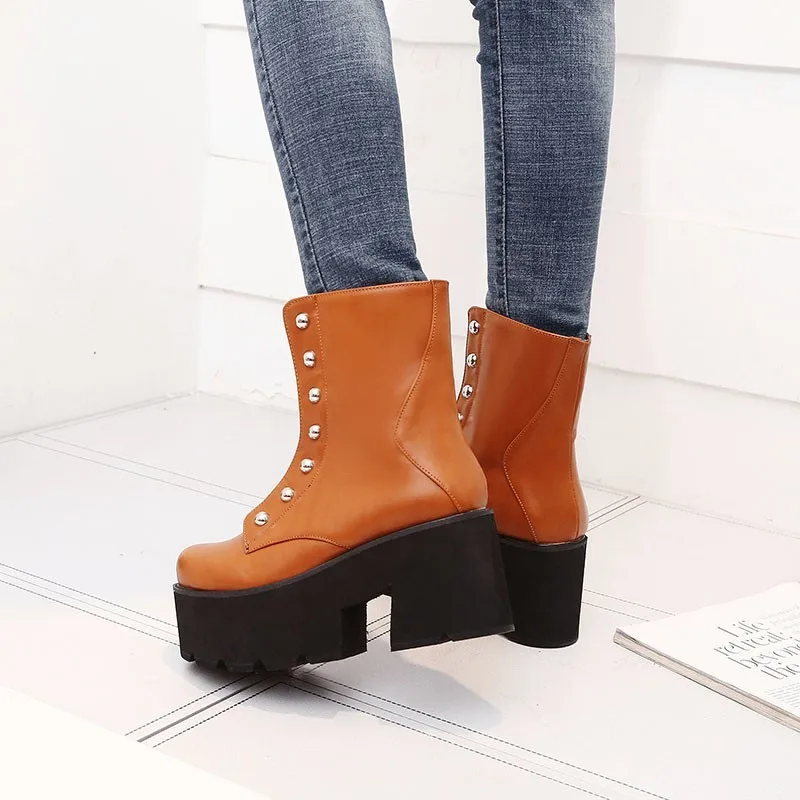 VIGOR/женские зимние ботинки с заклепками в байкерском стиле; женские осенние ботинки на платформе; теплые женские зимние ботинки на меху; MY302