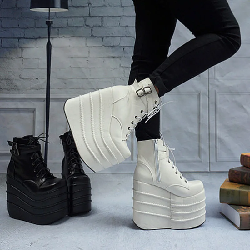 Женские ботинки; цвет белый, черный; ботинки для костюмированной вечеринки; ботильоны из искусственной кожи на танкетке с квадратным носком; женская обувь на высоком каблуке 16 см