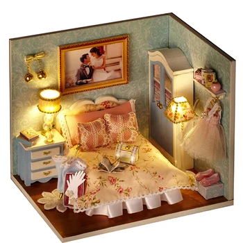 

CUTE ROOM DIY Doll House Miniature Wooden Dollhouse Miniaturas Furniture Toy Wedding Picture Photo Small Bed Toy For Children