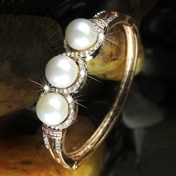 

Lan Ting decorated with fine rose alloy inlaid pearl bracelet