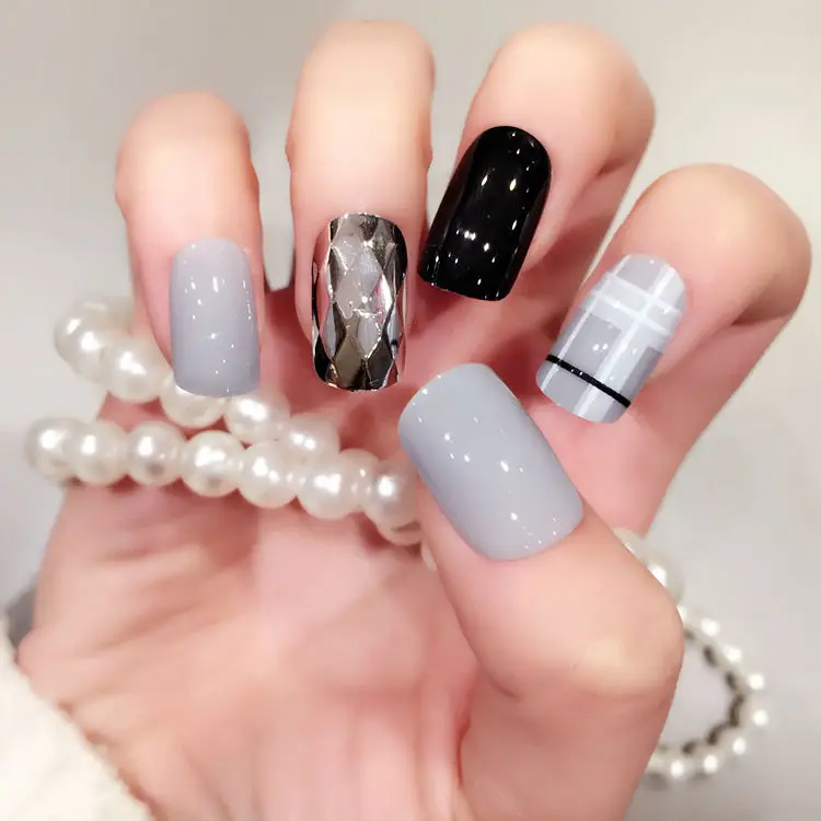 tiny girls naked outside pictures of nails color nube