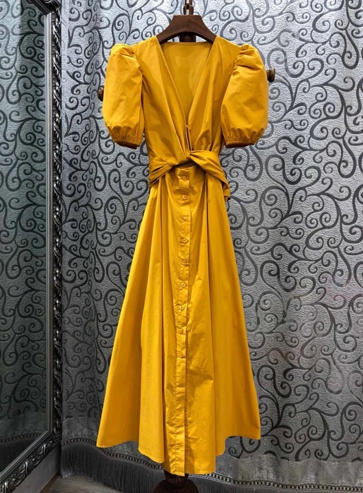 

Summer 2019 New Female Lantern Short Sleeve V-Collar Twisted Dress 609