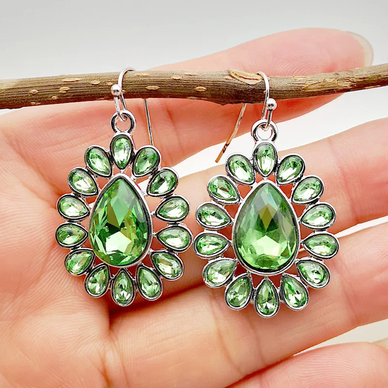 

Tisonliz Vintage Green Water Drop Crystal Pendants Drop Earrings for Women Female Hanging Retro Dangle Earrings Jewelry Gifts